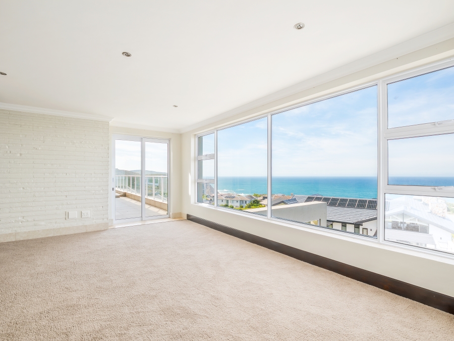 5 Bedroom Property for Sale in Pezula Golf Estate Western Cape